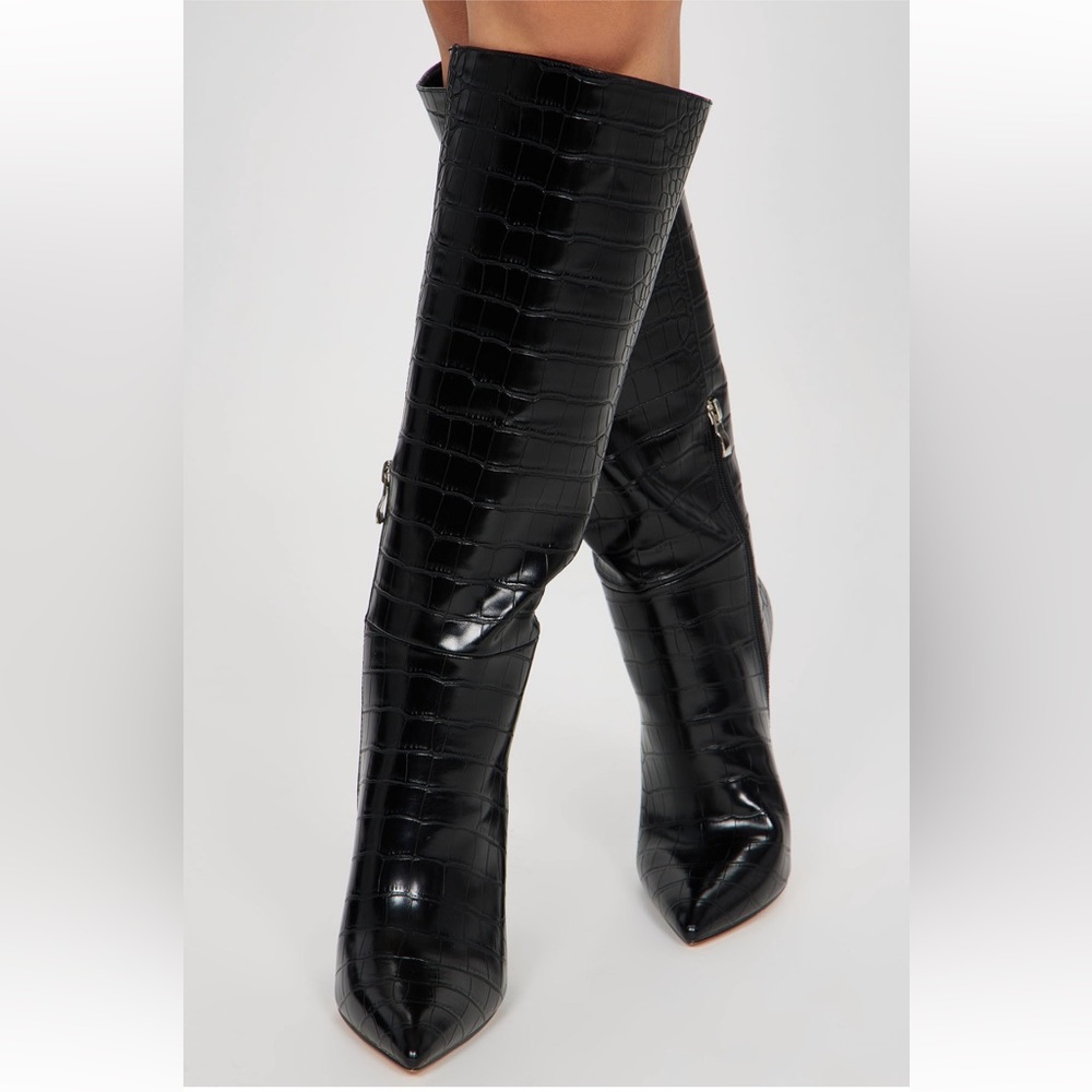 Knee High Snake Skin Print Boot